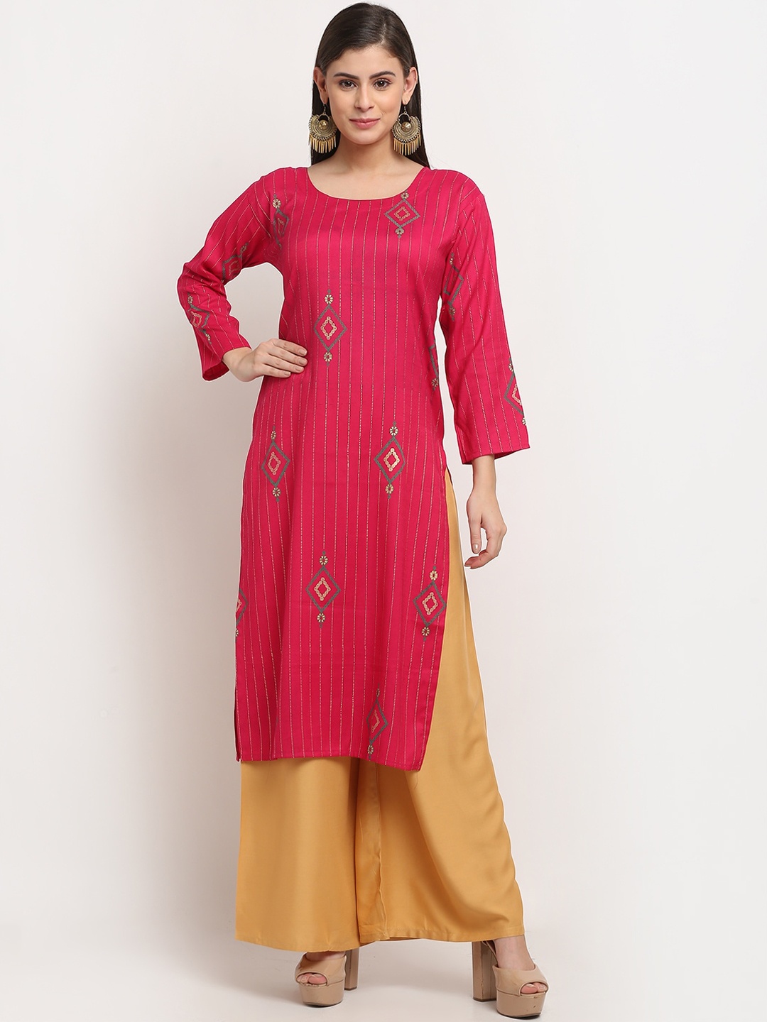 

GRACIT Women Pink Ethnic Motifs Printed Regular Kurta with Palazzos
