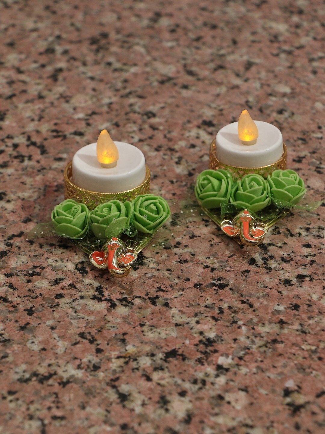 

PASSION PETALS Green Set of 2 Candle Holders