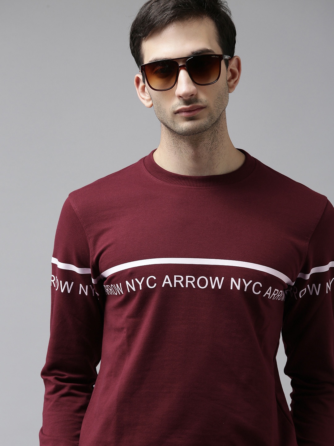 

Arrow Men Burgundy & White Printed Sweatshirt