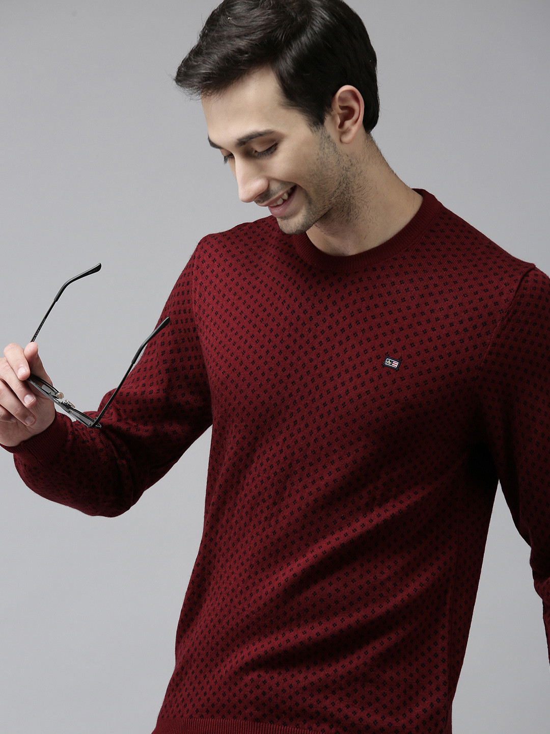 

Arrow Men Maroon Self-Design Round-Neck Pullover Sweater
