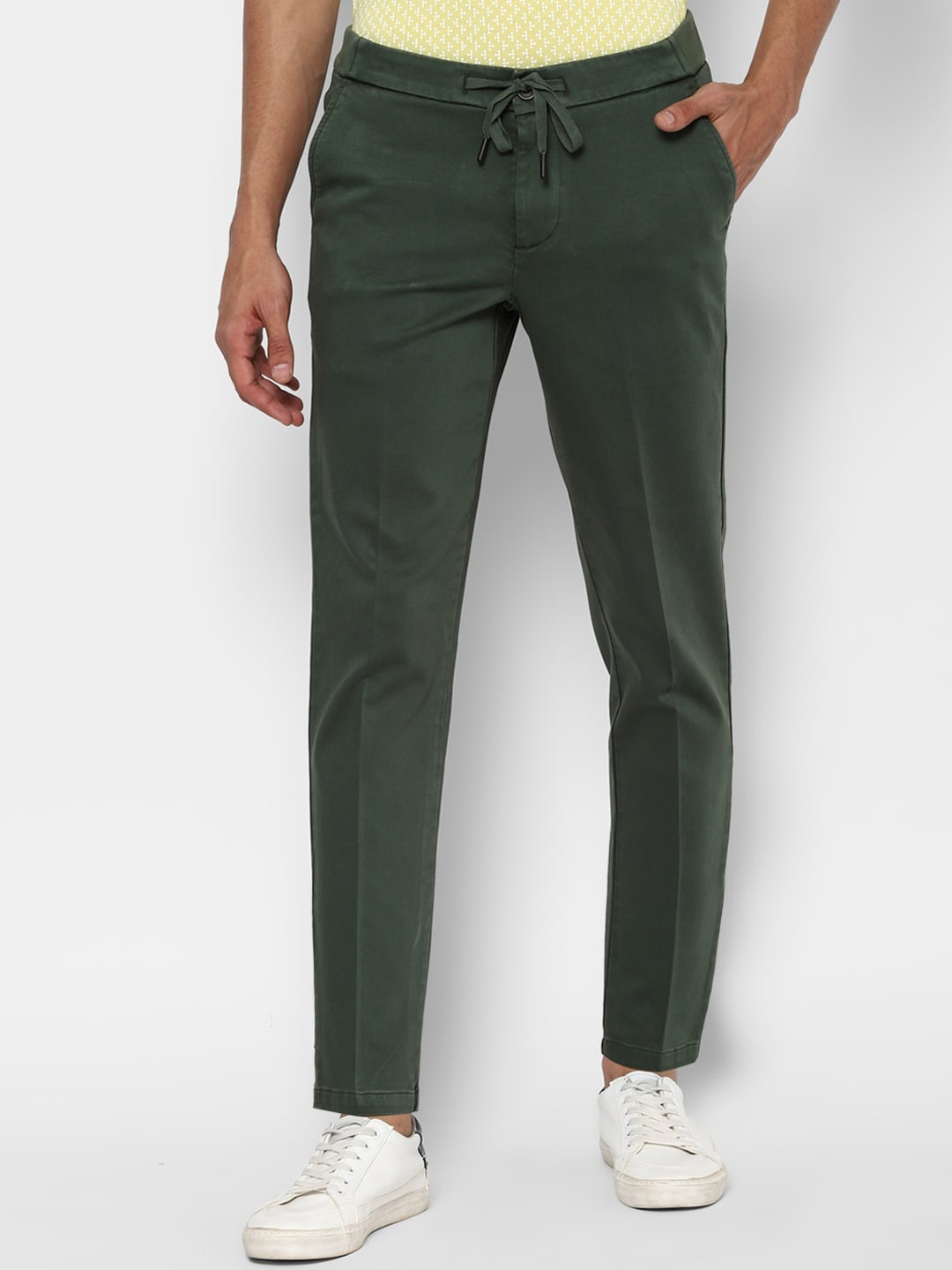 

Allen Solly Sport Men Green Slim Fit Chinos Trousers
