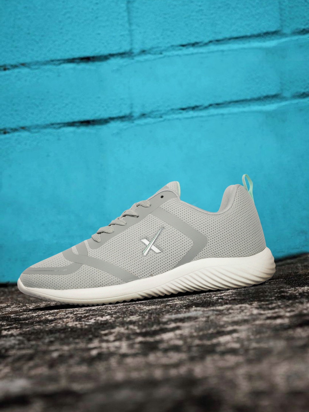 

HRX by Hrithik Roshan Women Grey Mesh Running Shoes
