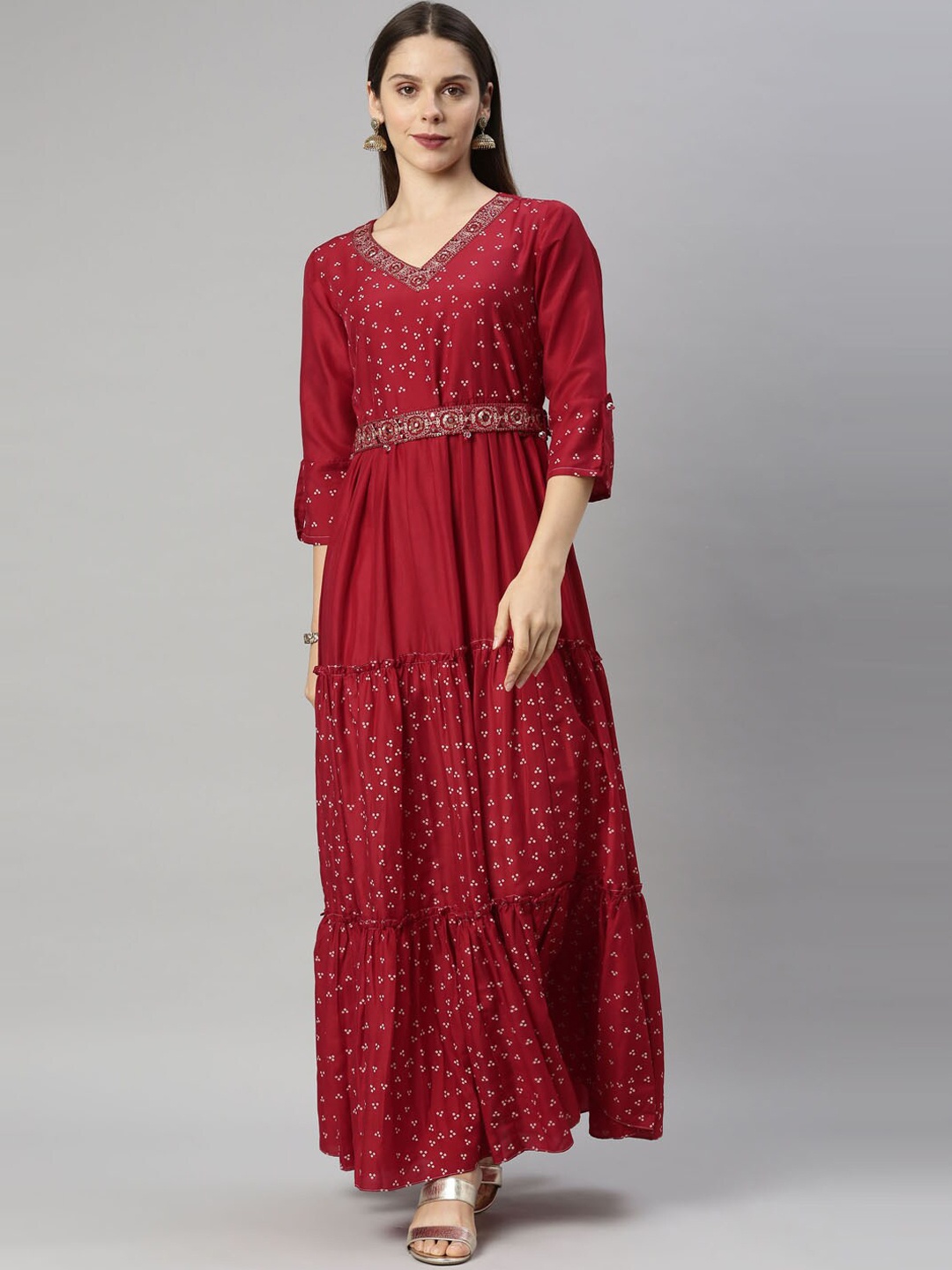 

Neerus Women Maroon Dyed Chikankari Anarkali Kurta