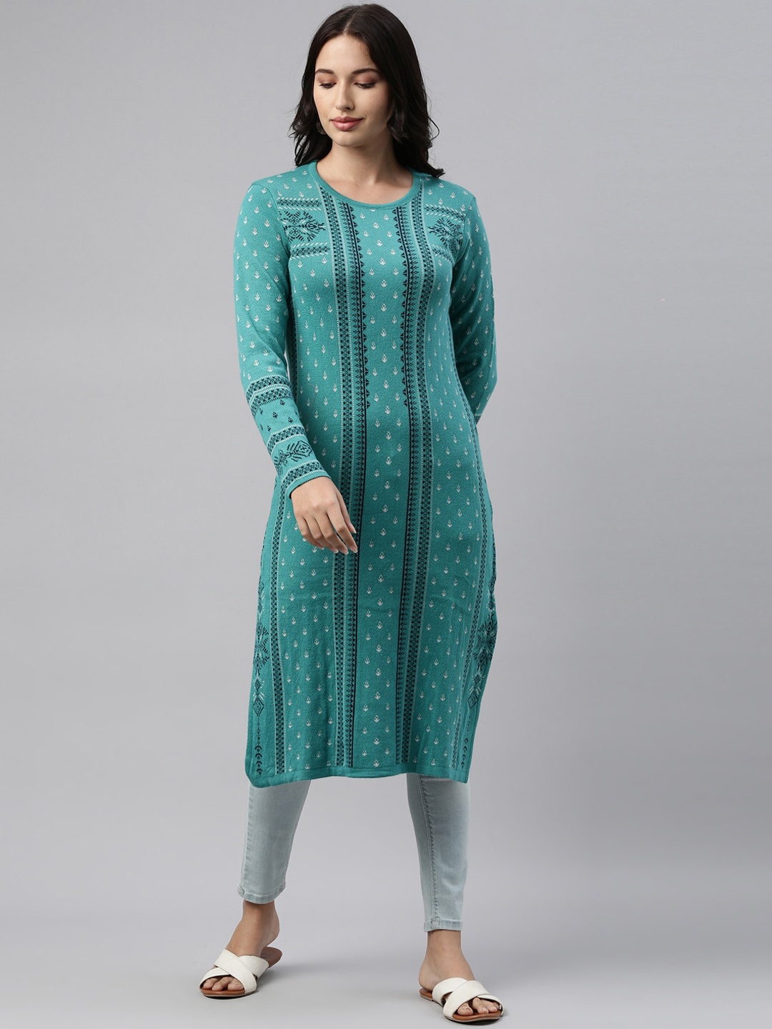 

Neerus Women Green Ethnic Motifs Acrylic Knitted Kurta