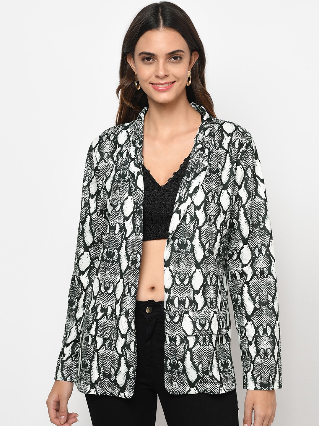 

iki chic Women White & Black Animal Printed Lightweight Longline Tailored Jacket