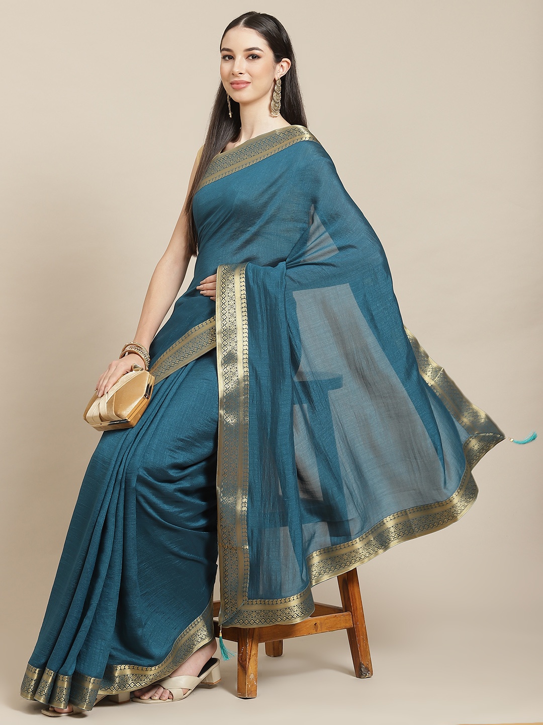 

Anouk Teal & Gold-Toned Banarasi Saree