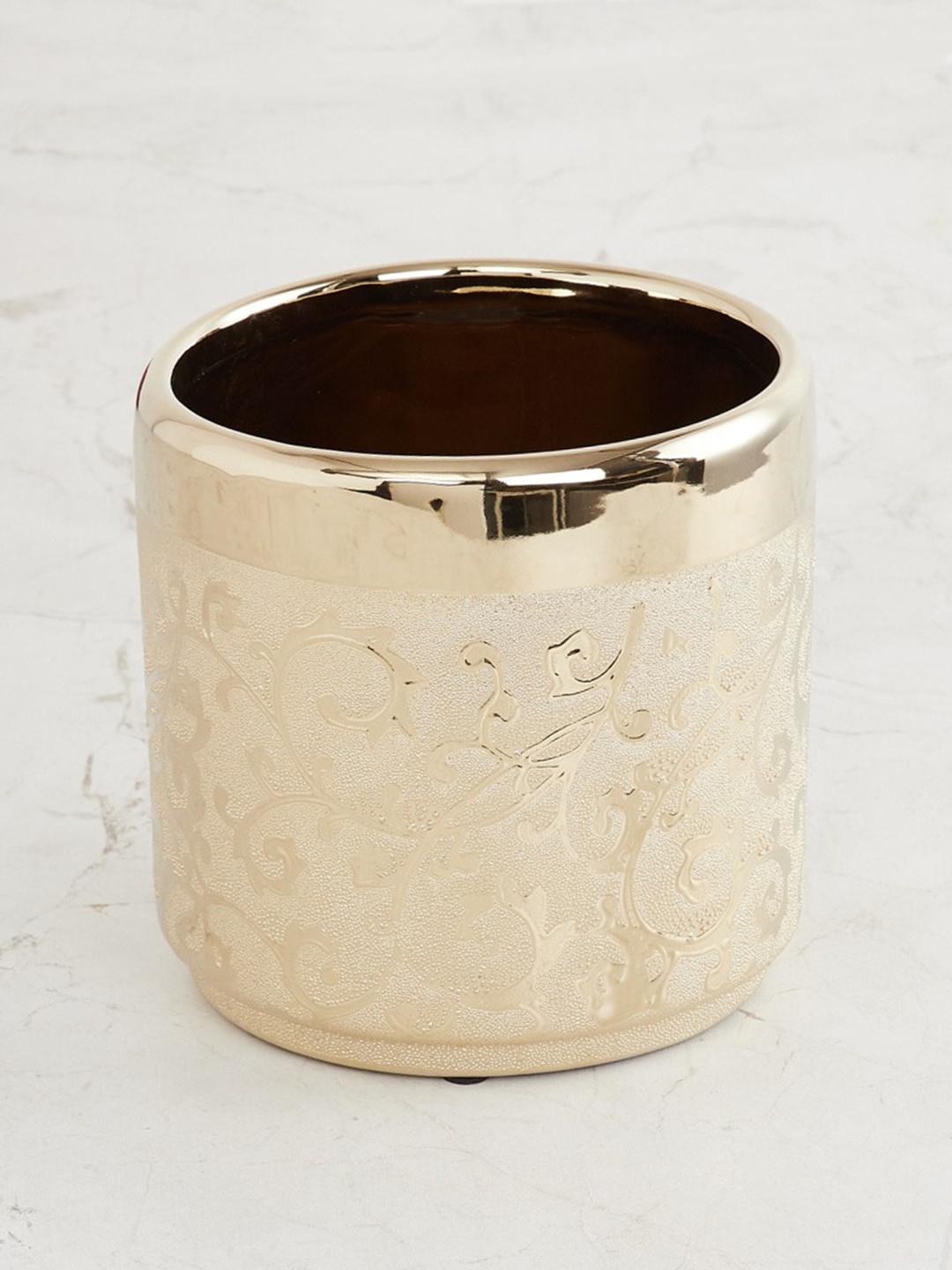 

Home Centre Gold-Toned & Beige Textured Ajmer Ceramic Planter