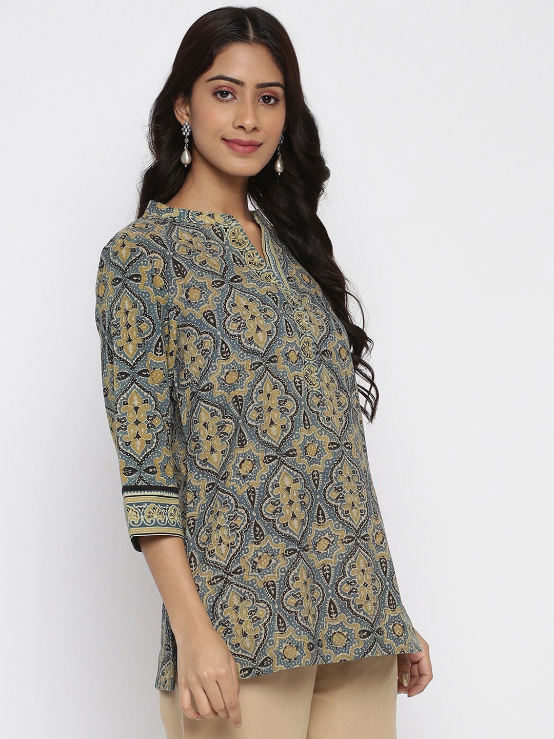 

Fabindia Women Blue & Green Printed Pure Cotton Kurti