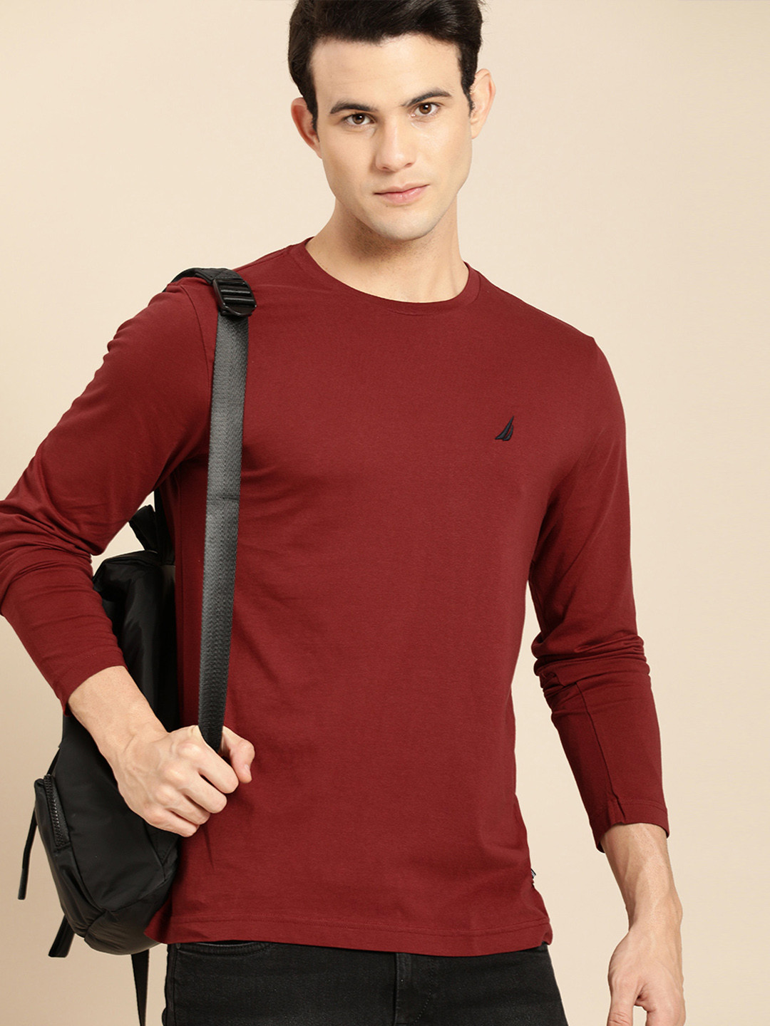

Nautica Men Maroon Solid Pure Cotton T-shirt