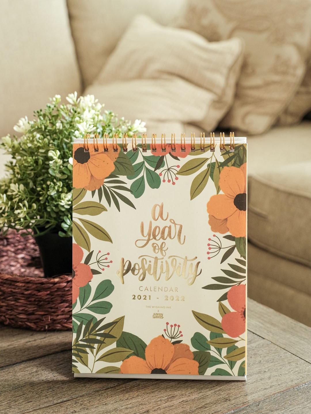 

happywagon Green & White 2022 - A Year of Positivity Calendar