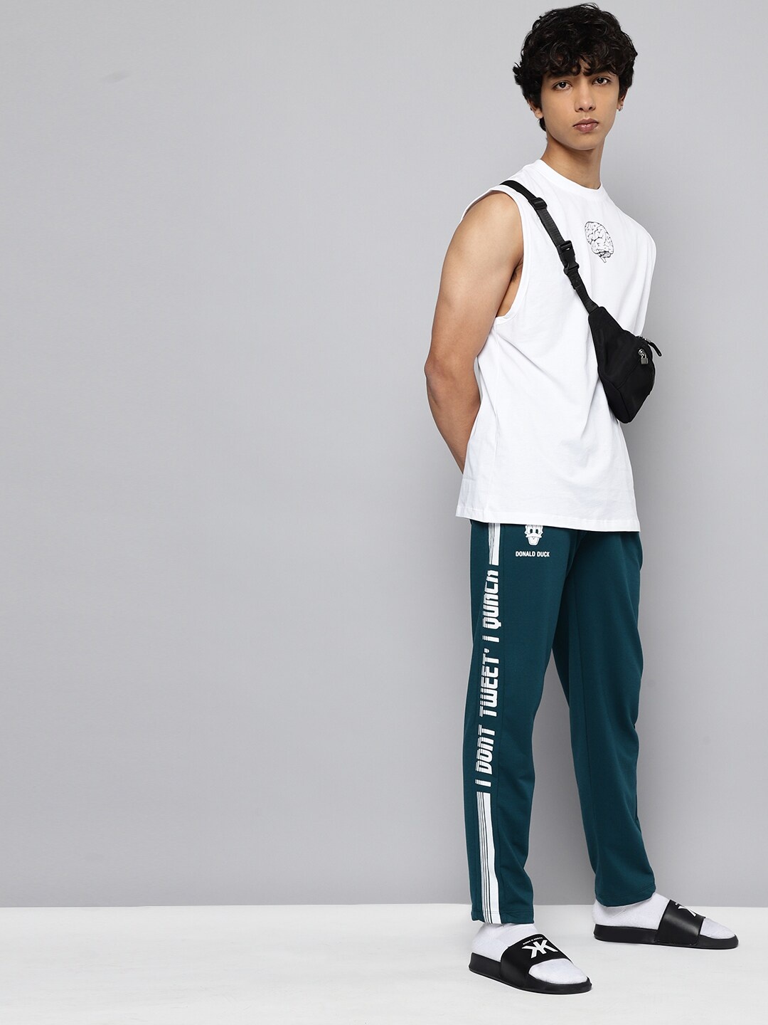 

Kook N Keech Disney Teens Boys Green & White Donald Duck Print Track Pants