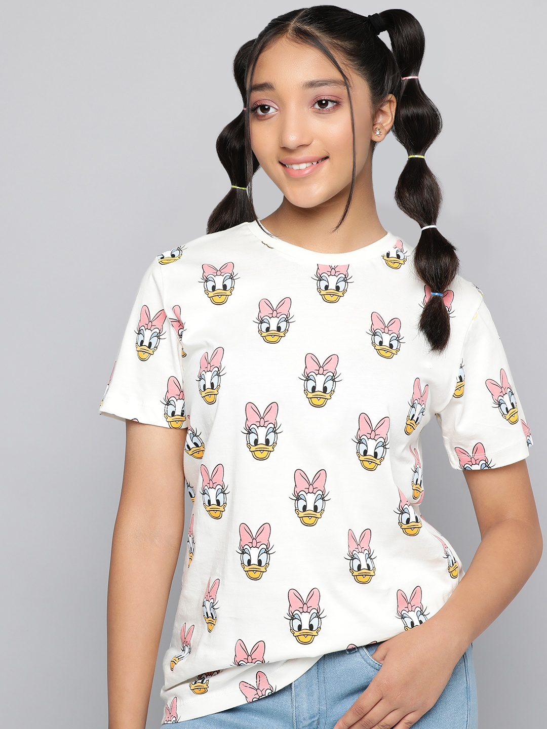 

Kook N Keech Disney Teens Girls Off White & Pink Daisy Duck Printed Cotton T-shirt