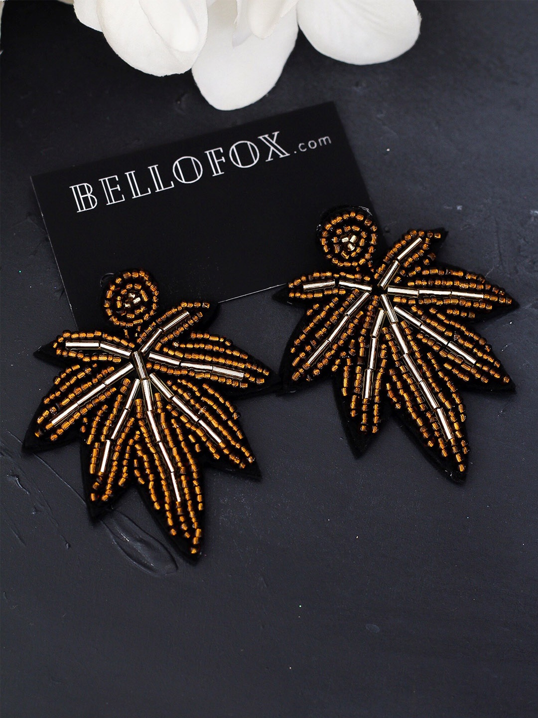 

Bellofox Brown & Silver-Toned Leaf Shaped Drop Earrings
