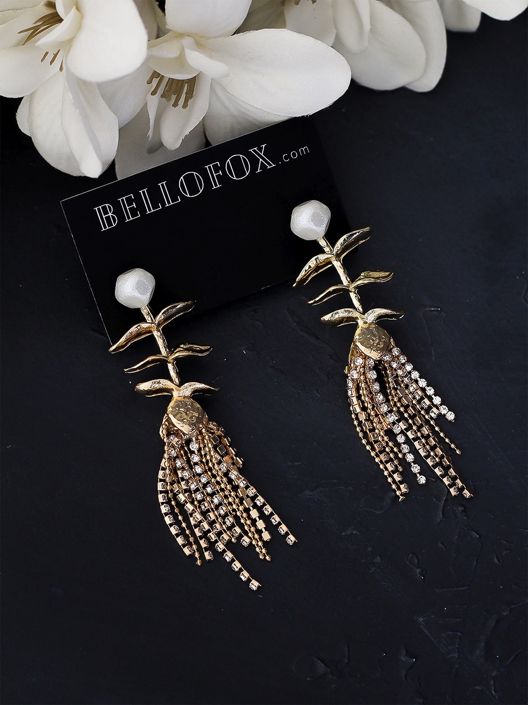 

Bellofox Gold-Plated & White Contemporary Drop Earrings
