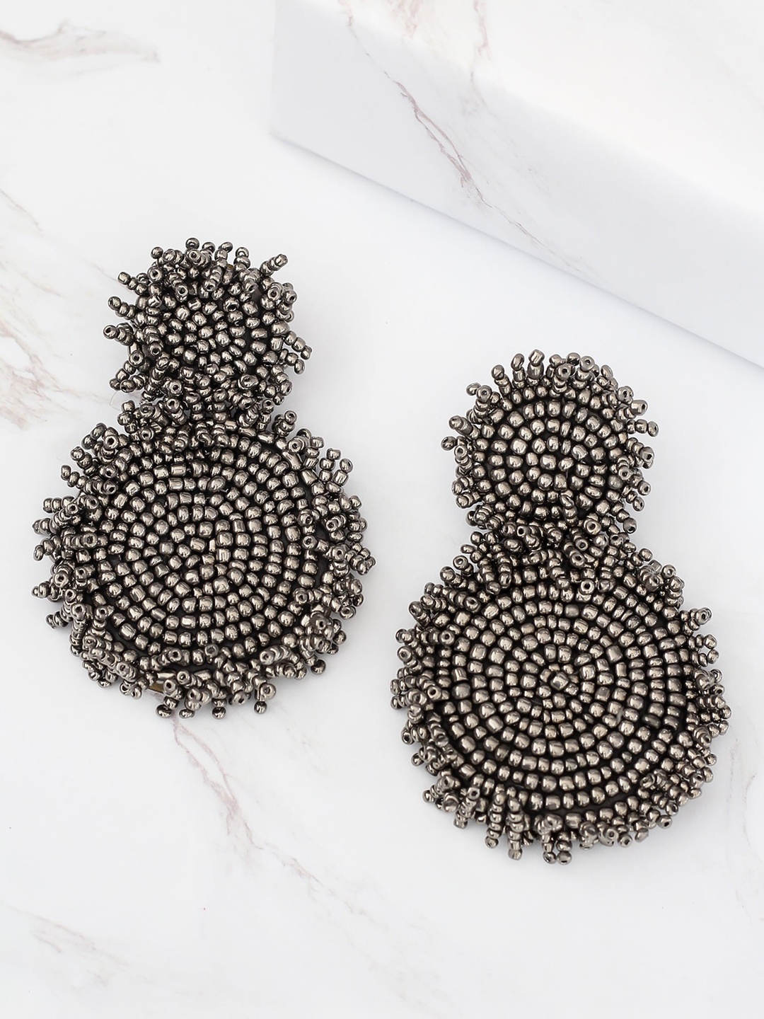 

Bellofox Grey Contemporary Drop Earrings