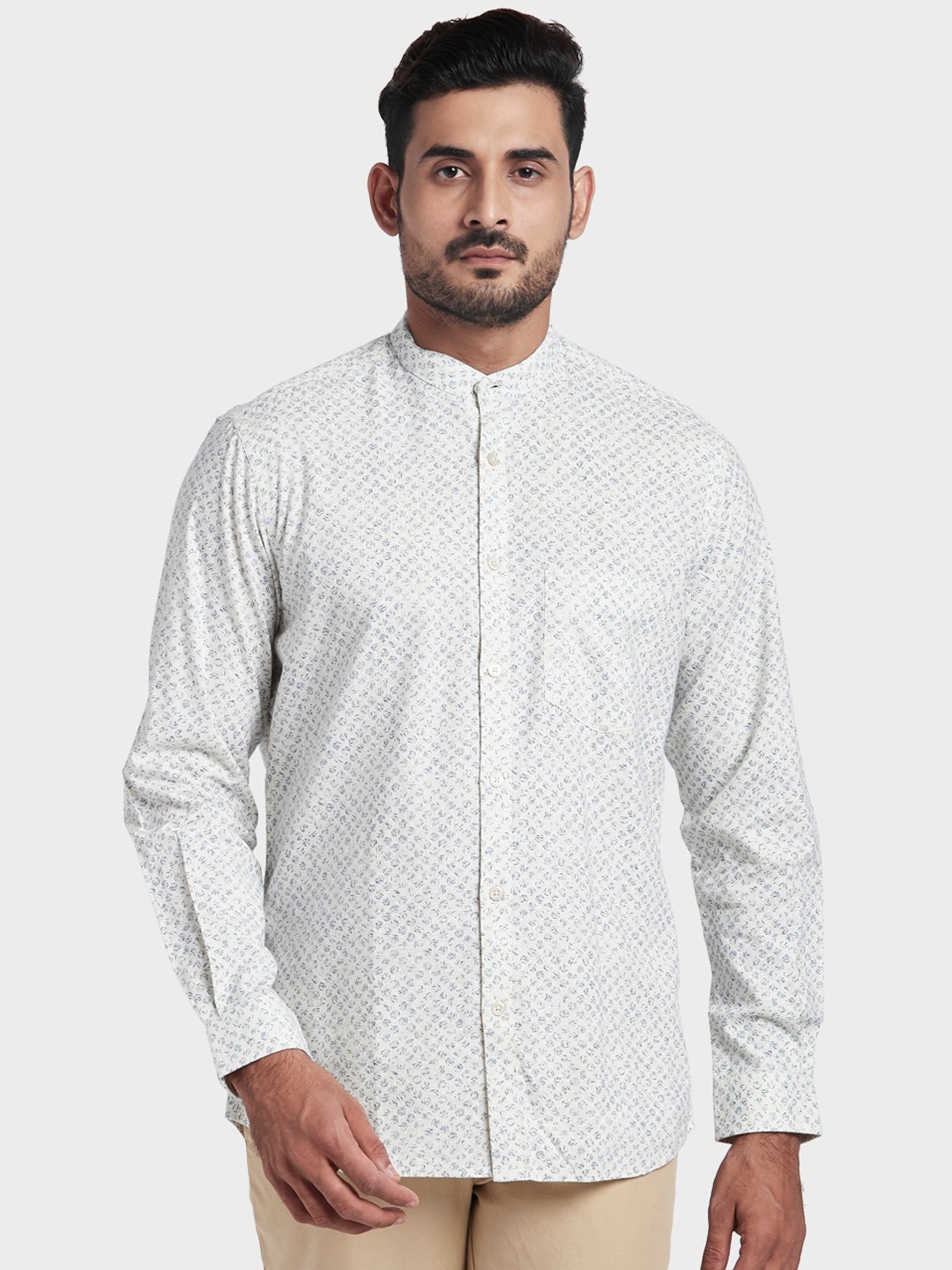 

ColorPlus Men White & Blue Tailored Fit Opaque Printed Casual Cotton Shirt