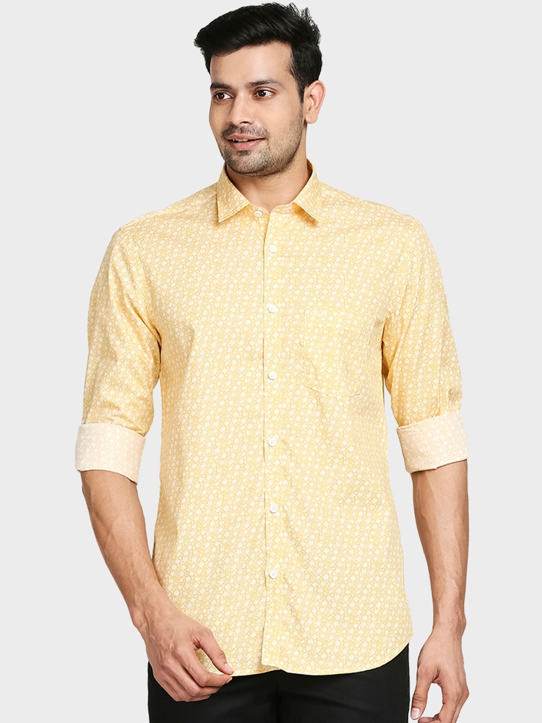

ColorPlus Men Yellow Tailored Fit Opaque Printed Casual Shirt
