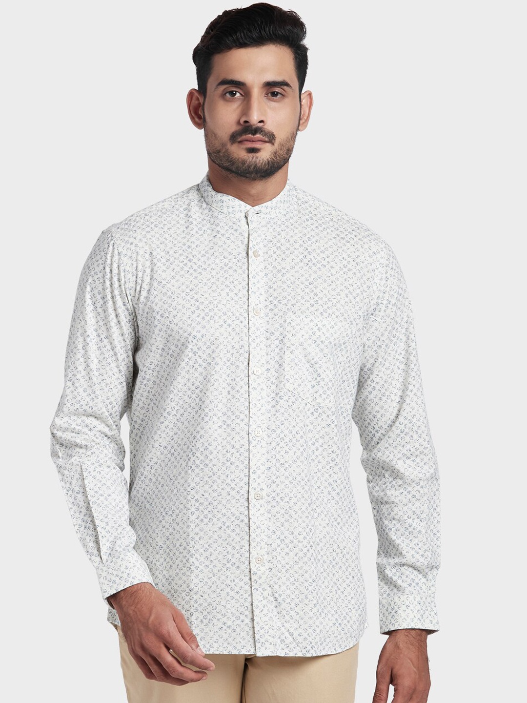 

ColorPlus Men White & Blue Tailored Fit Opaque Printed Casual Cotton Shirt