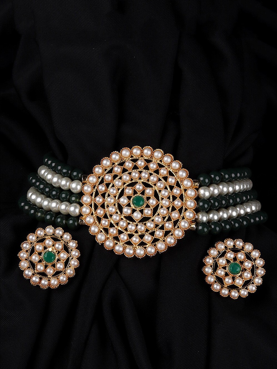 

Mirraw Gold-Plated Black & White Stone Studded Pearl Beaded Jewellery Set