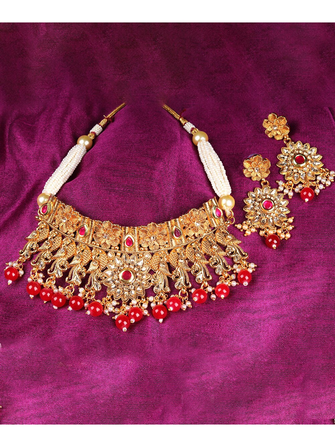 

Mirraw Gold-Plated Red Kundan-Studded Beaded Jewellery Set
