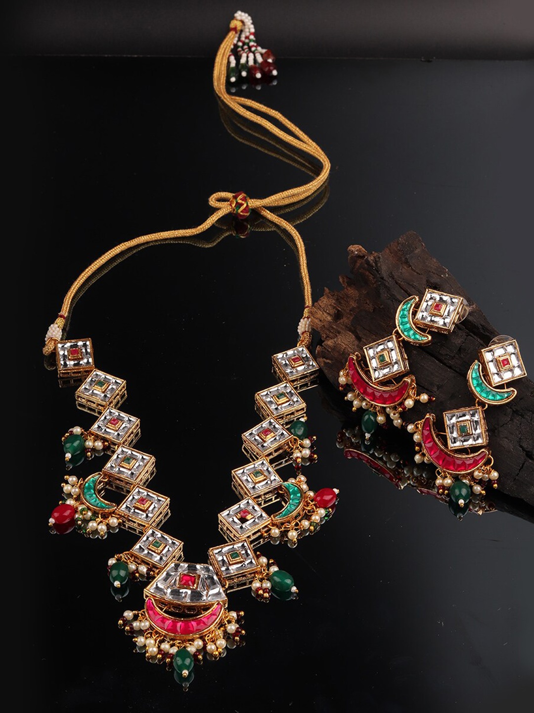 

Mirraw Gold-Plated Red & Green Polki-Studded & Beaded Jewellery Set
