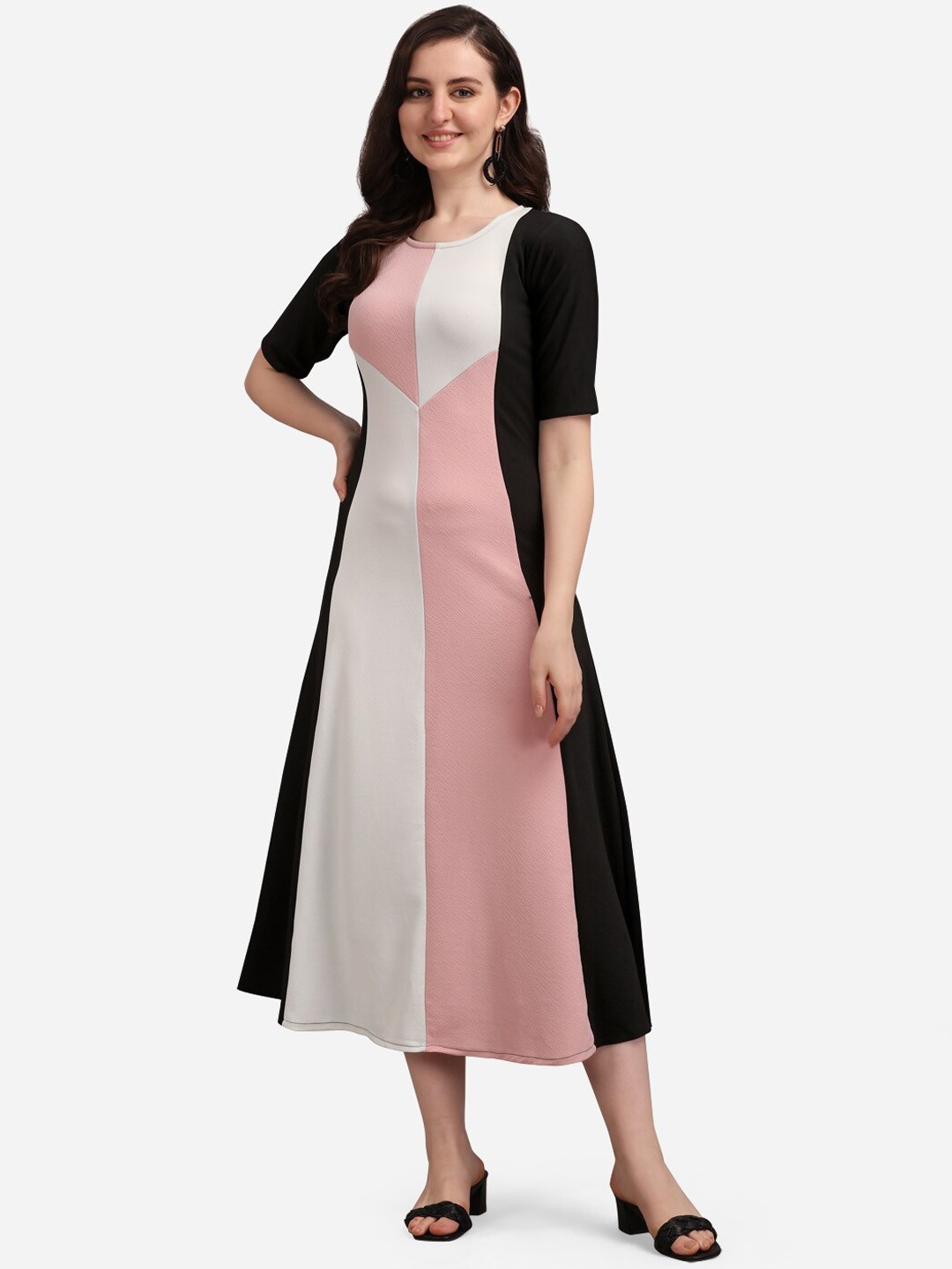 

PURVAJA Peach-Coloured & Black Colourblocked A-Line Midi Dress