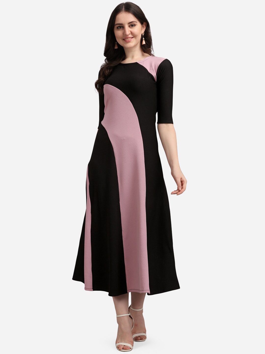 

PURVAJA Lavender & Black Colourblocked A-Line Maxi Dress