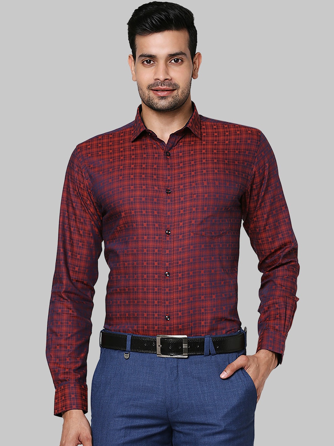 

Park Avenue Men Maroon Slim Fit Opaque Printed Formal Shirt