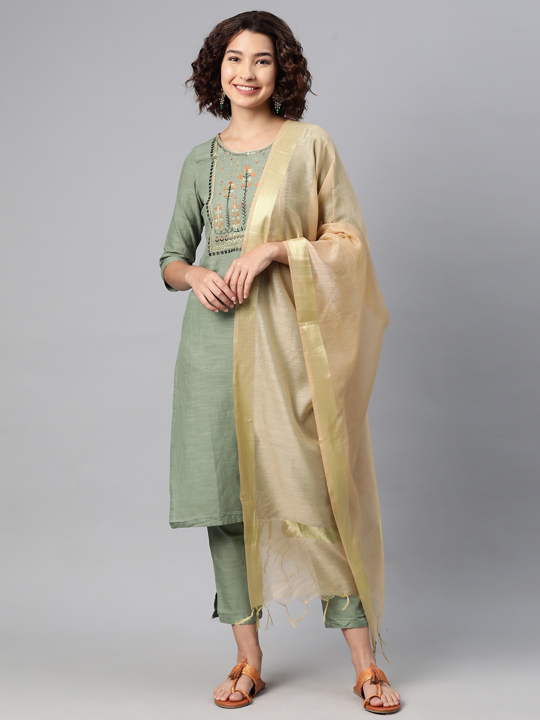 

AURELIA Yoke Design Sequinned Pure Cotton Kurta with Trousers & Dupatta, Green