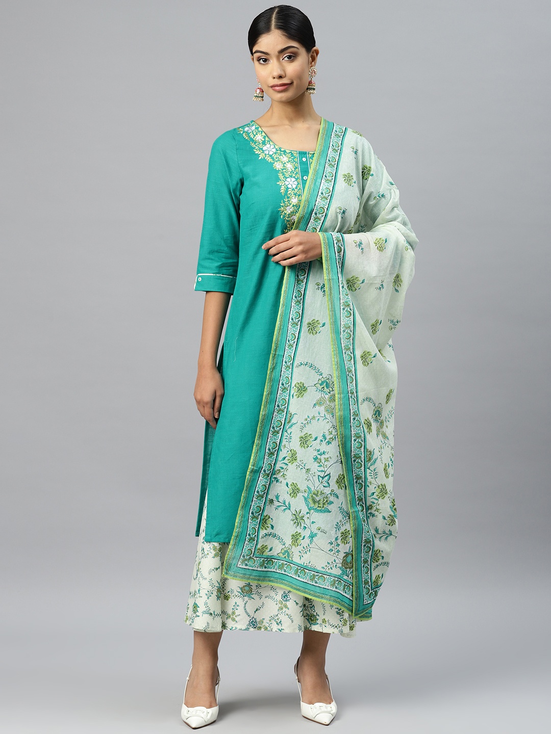 

AURELIA Yoke Design Regular Kurta with Palazzos & Dupatta, Green
