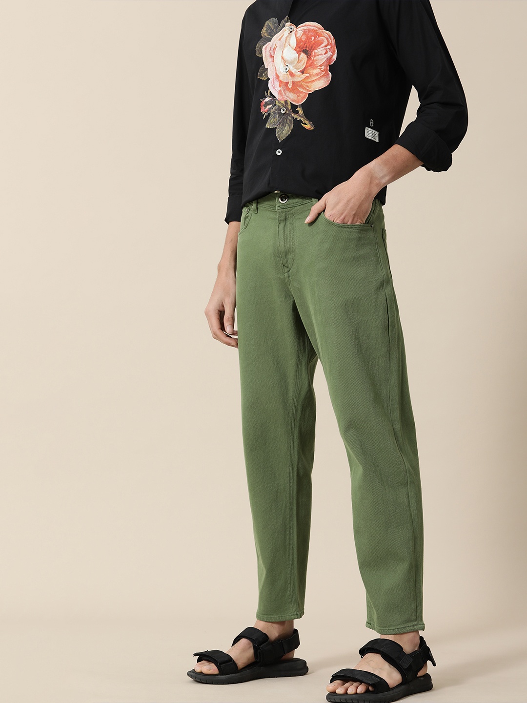 

Mr Bowerbird Men Olive Green Tapered Fit Mid-Rise Stretchable Jeans
