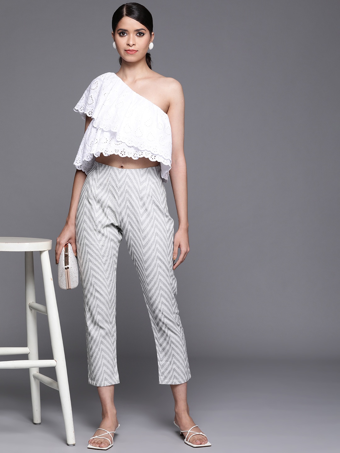 

PINKSKY Women Grey Smart Slim Fit Trousers