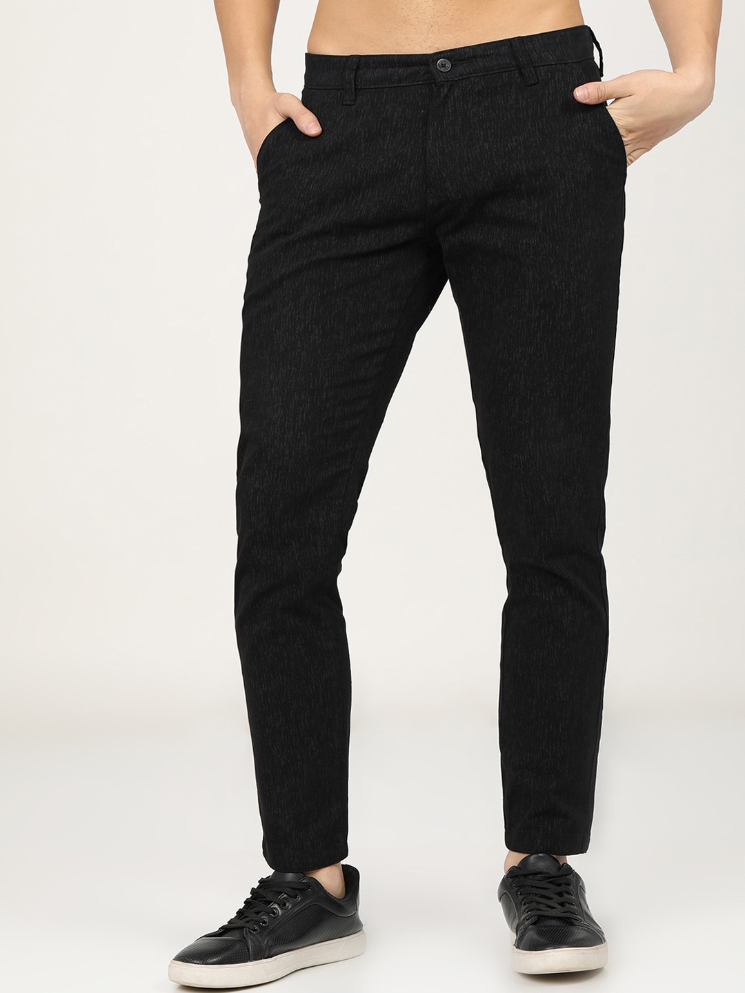 

HIGHLANDER Men Black Slim Fit Easy Wash Trousers