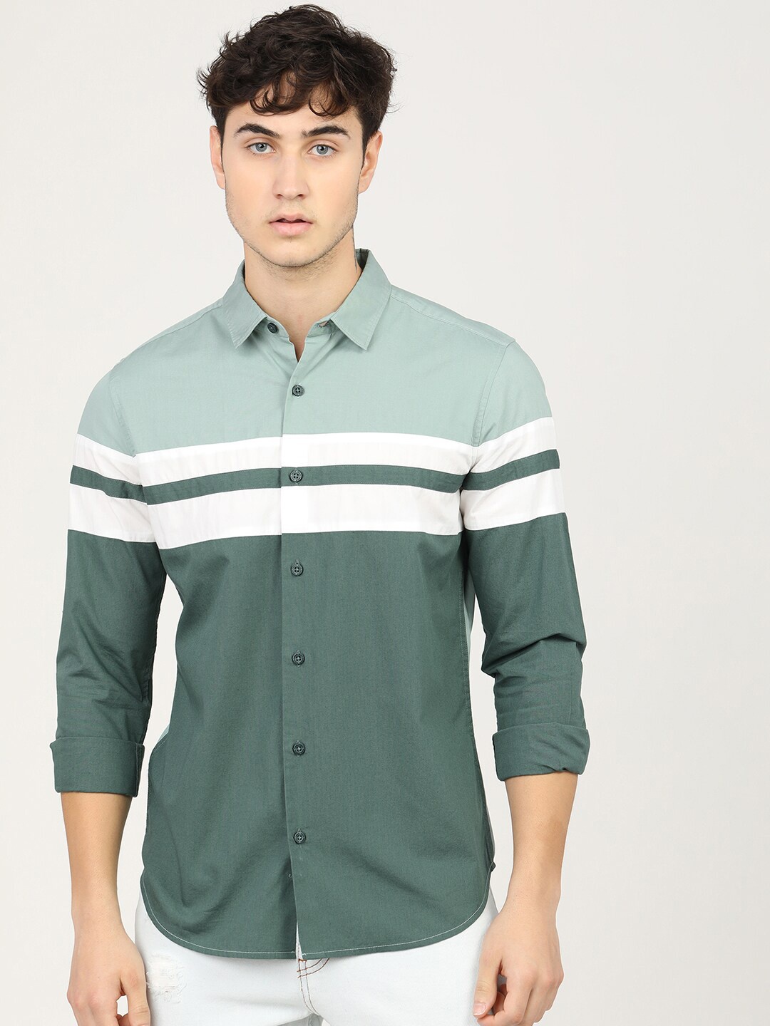 

HIGHLANDER Men Blue Slim Fit Opaque Striped Casual Shirt