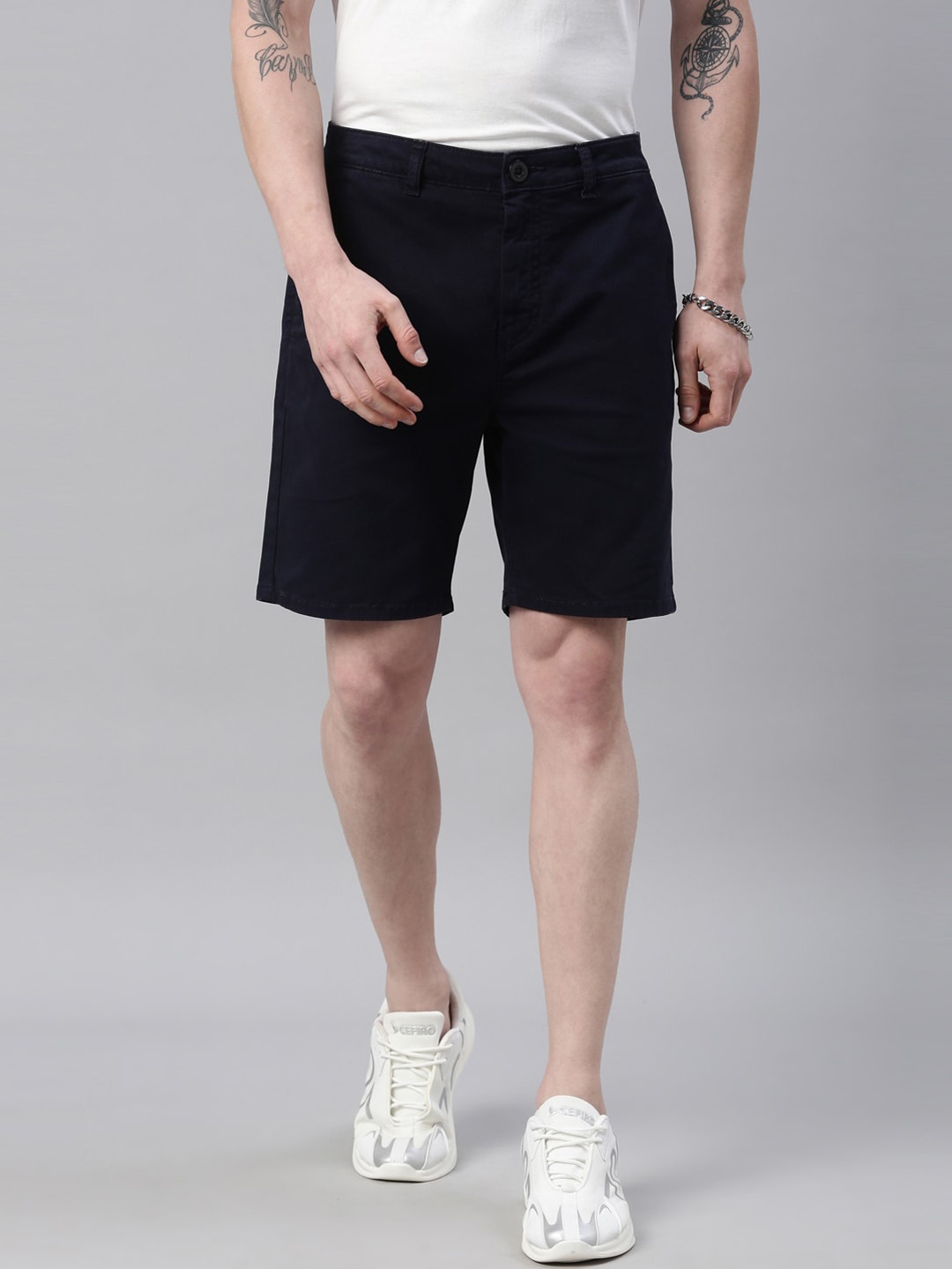 

Breakbounce Men Navy Blue Slim Fit Regular Shorts