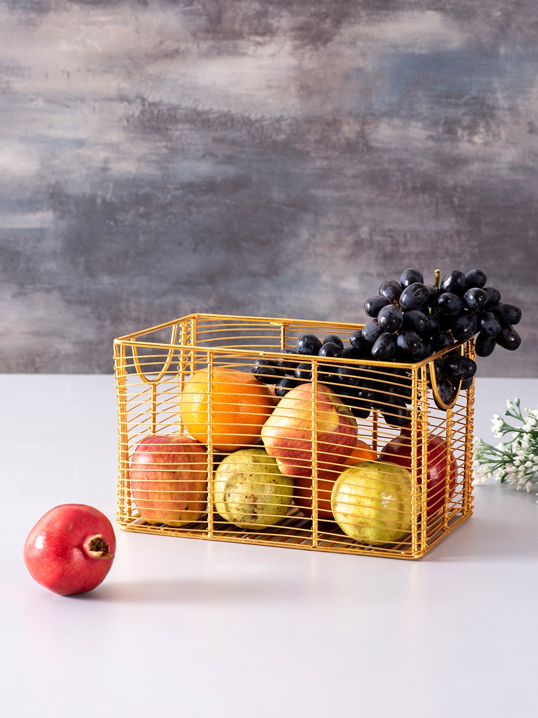 

nestroots Gold-Toned Solid Fruit Basket