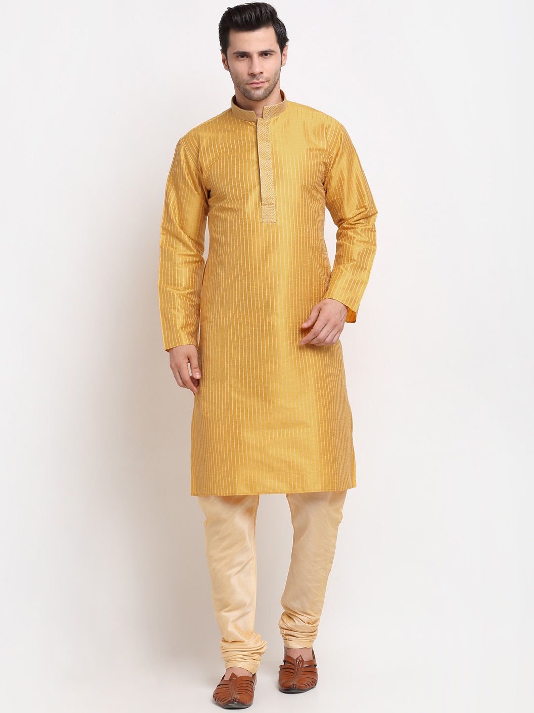 

KRAFT INDIA Men Mustard Yellow Striped Thread Work Straight Kurta