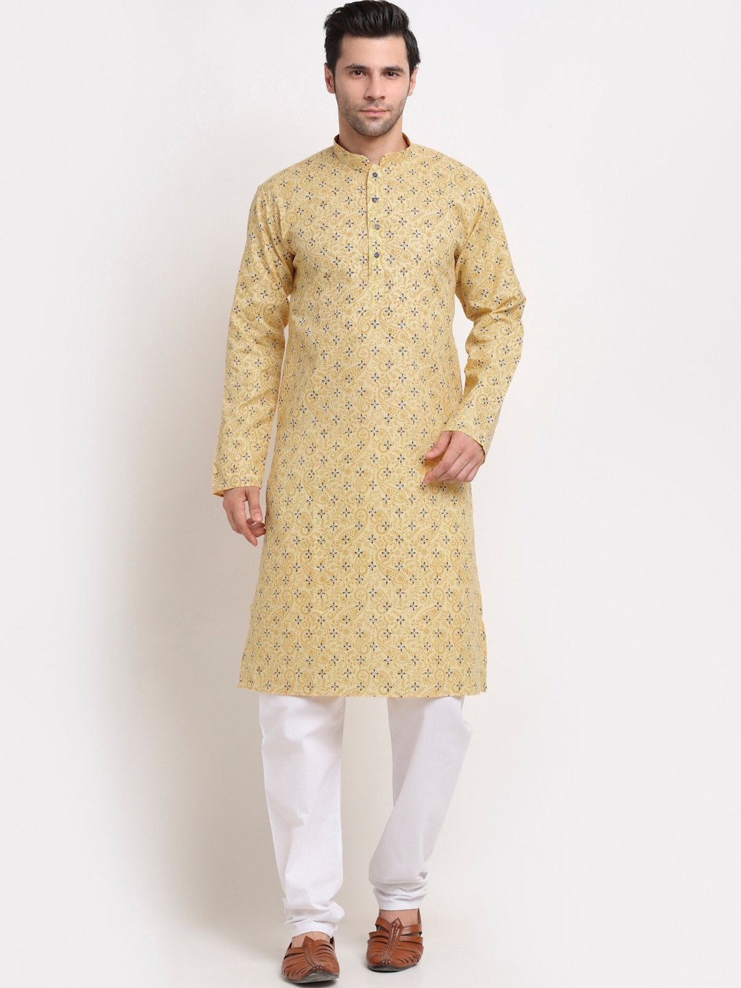 

KRAFT INDIA Men Yellow Geometric Thread Work Dobby Kurta