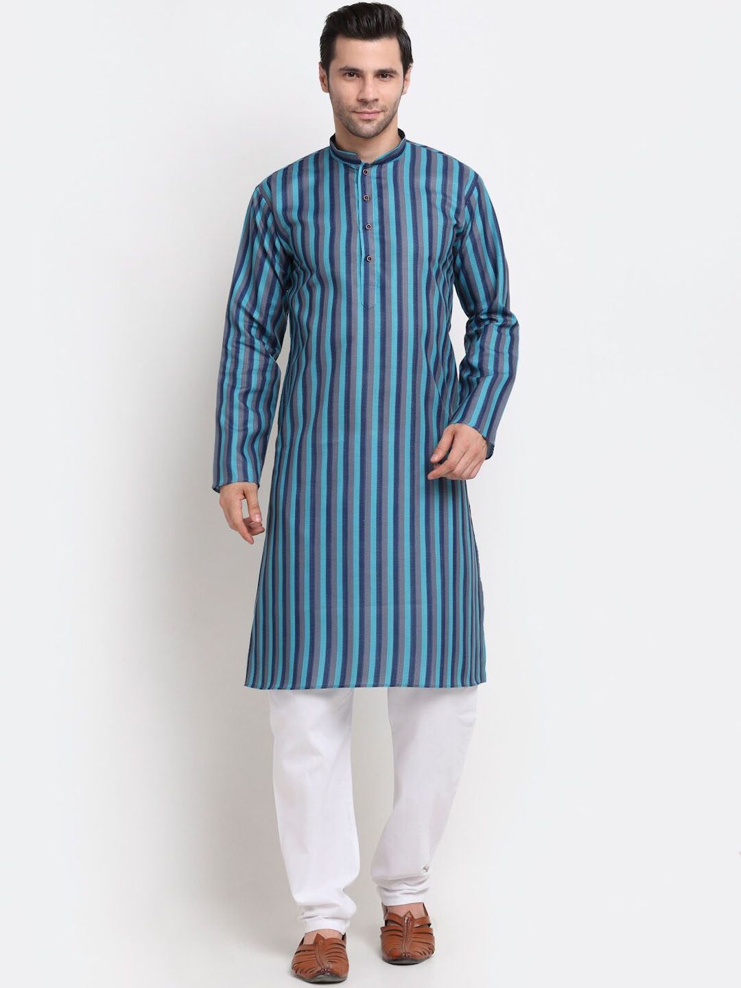 

KRAFT INDIA Men Blue Thread Work Kurta