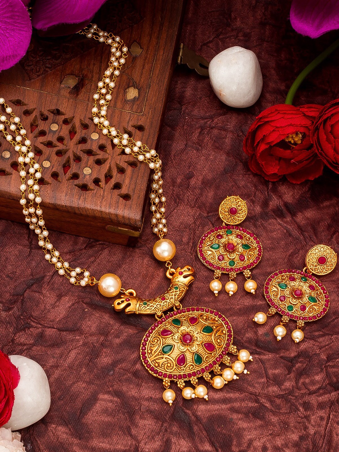 

aadita Women Gold-Plated Pink & Green Stone-Studded Pearls Beaded Temple Jewellery Set