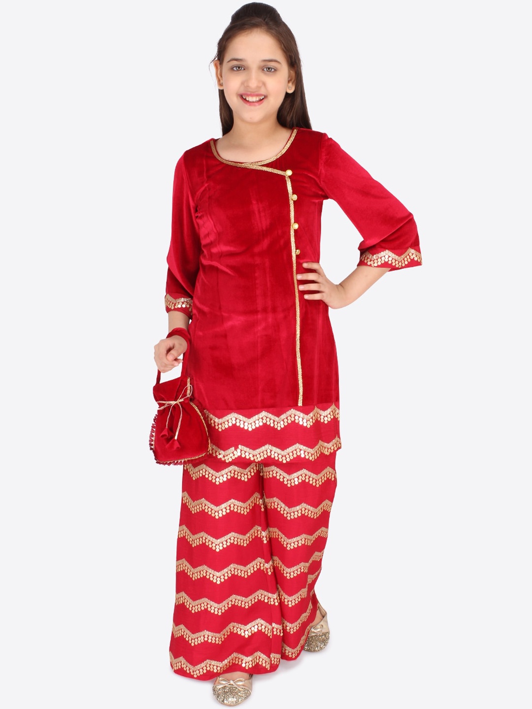 

CUTECUMBER Girls Red & Gold Chevron Printed Regular Kurta With Palazzos