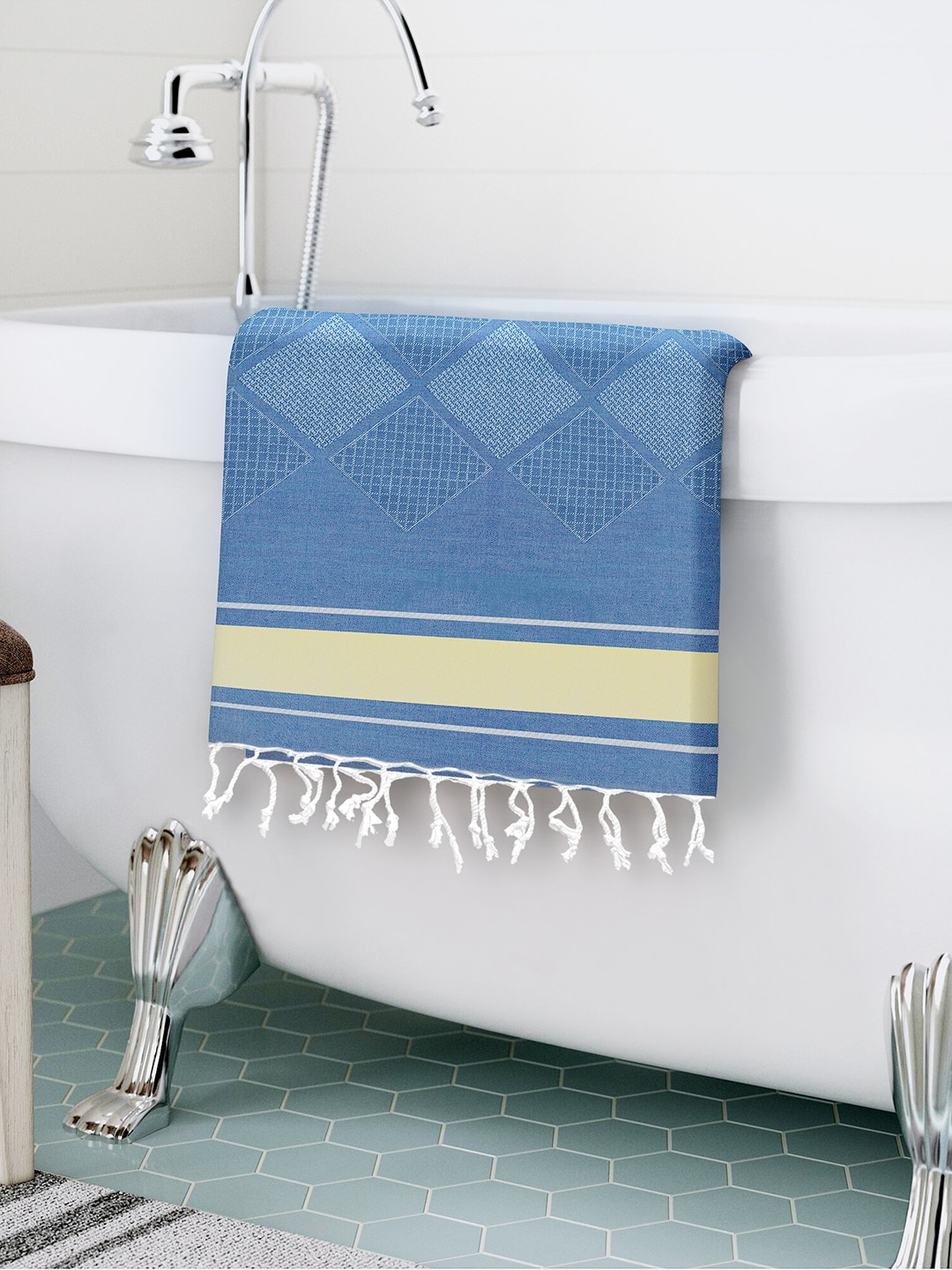 

Story@home Blue & Beige Printed Pure Cotton 200 GSM Bath Towel