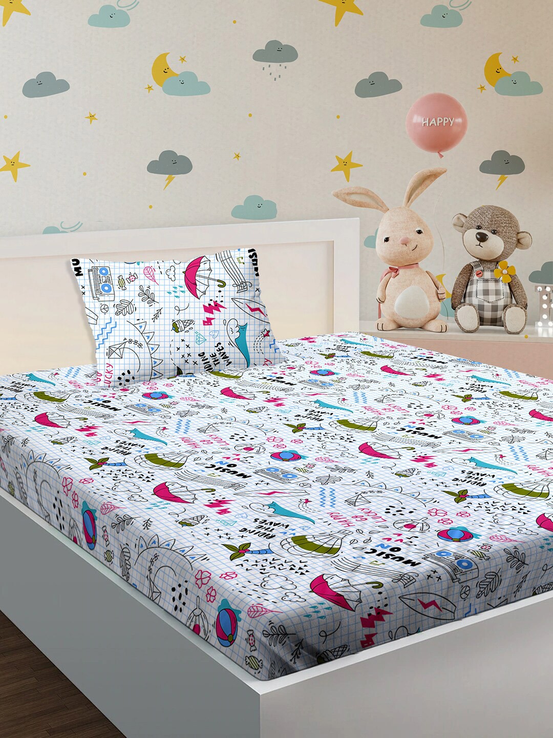 

BELLA CASA White & Green Cartoon Characters 180 TC Single Bedsheet with 1 Pillow Covers