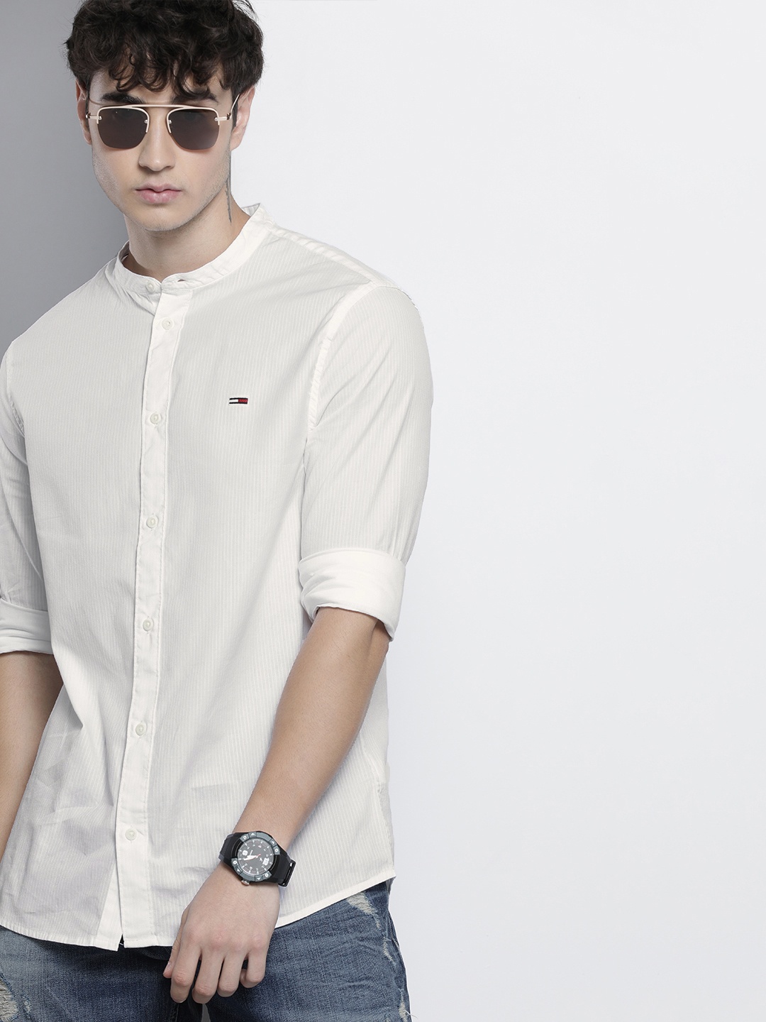 

Tommy Hilfiger Men White Striped Pure Cotton Casual Shirt