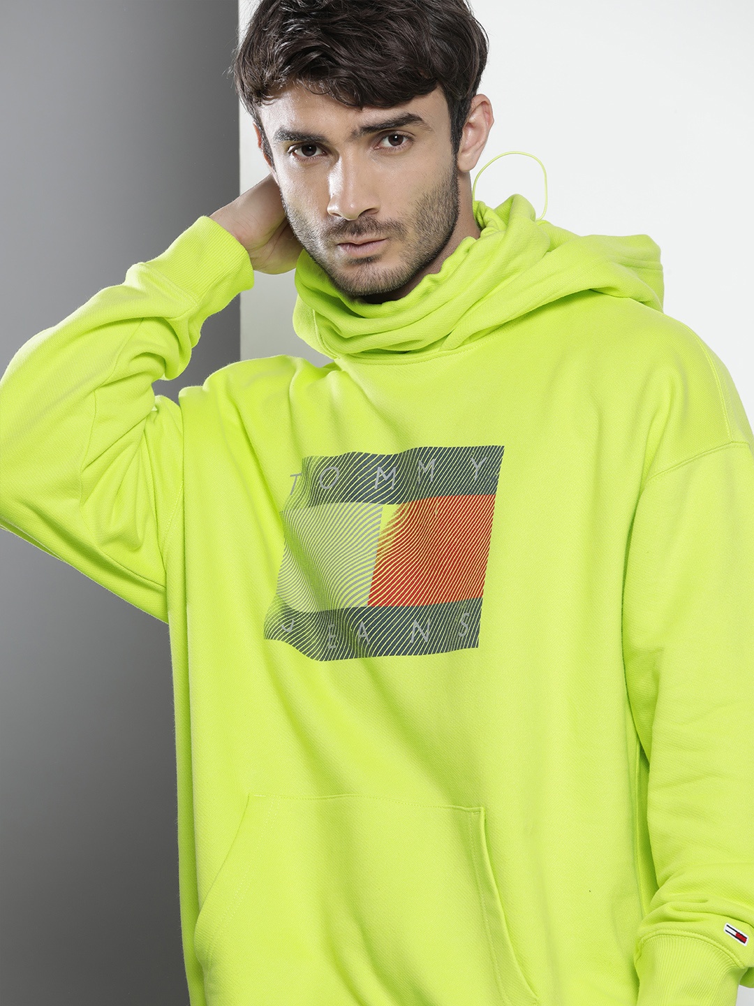

Tommy Hilfiger Men Fluorescent Green Printed Hooded Pullover Sweatshirt