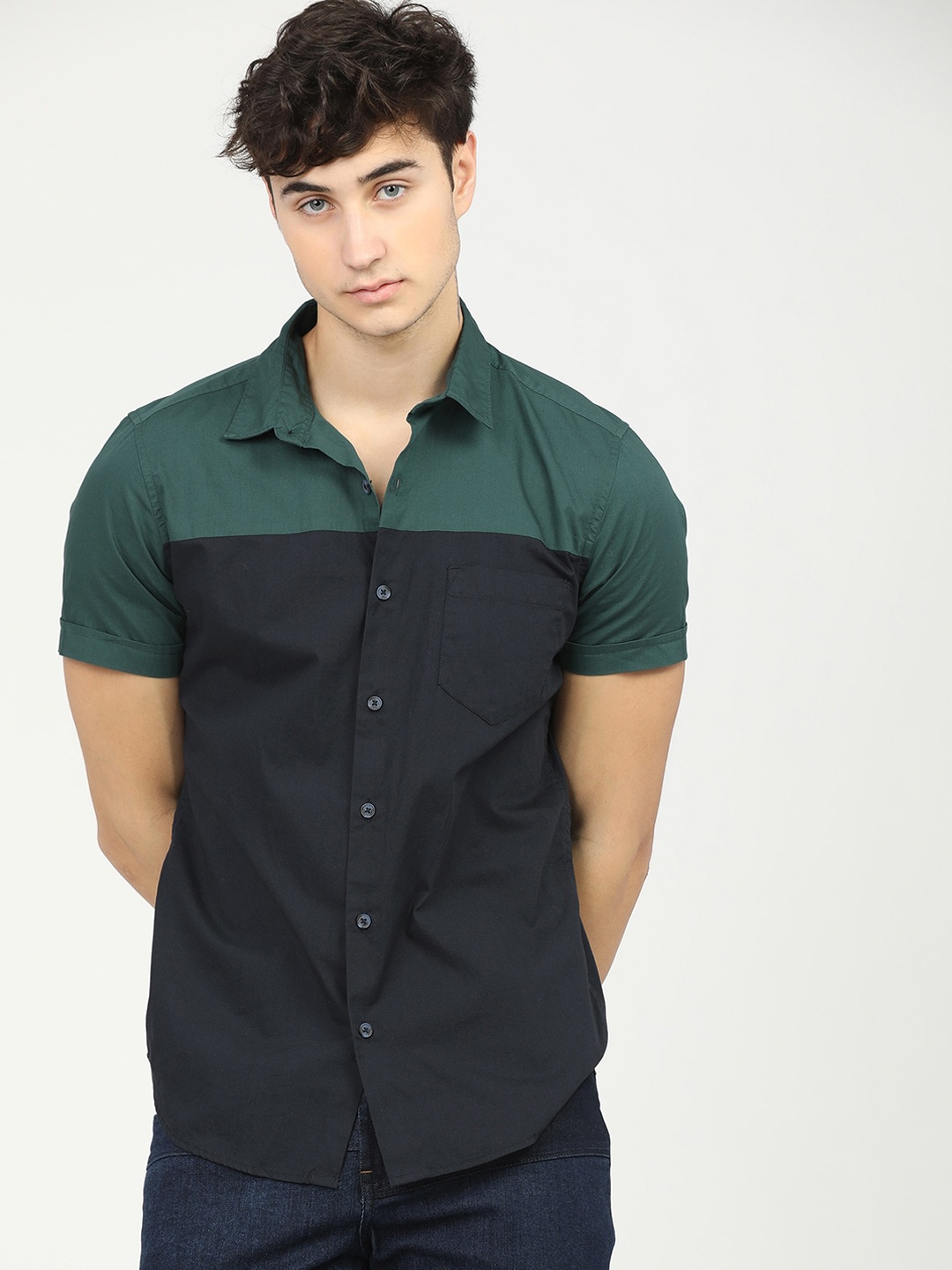 

HIGHLANDER Men Green Slim Fit Opaque Casual Shirt