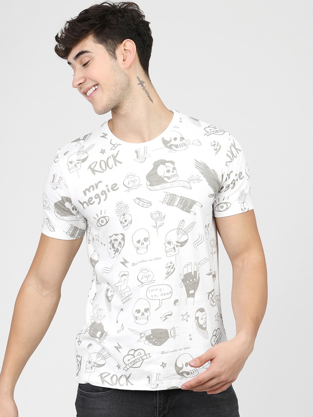

LOCOMOTIVE Men White Printed Slim Fit Cotton T-shirt