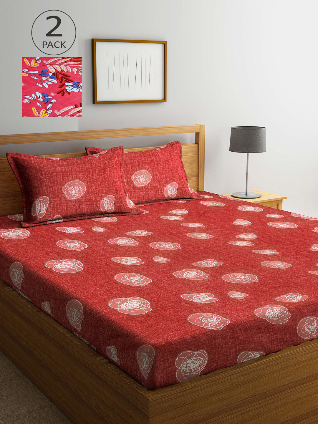 

Arrabi Magenta & Red Graphic 300 TC 2 King Bedsheet with 4 Pillow Covers