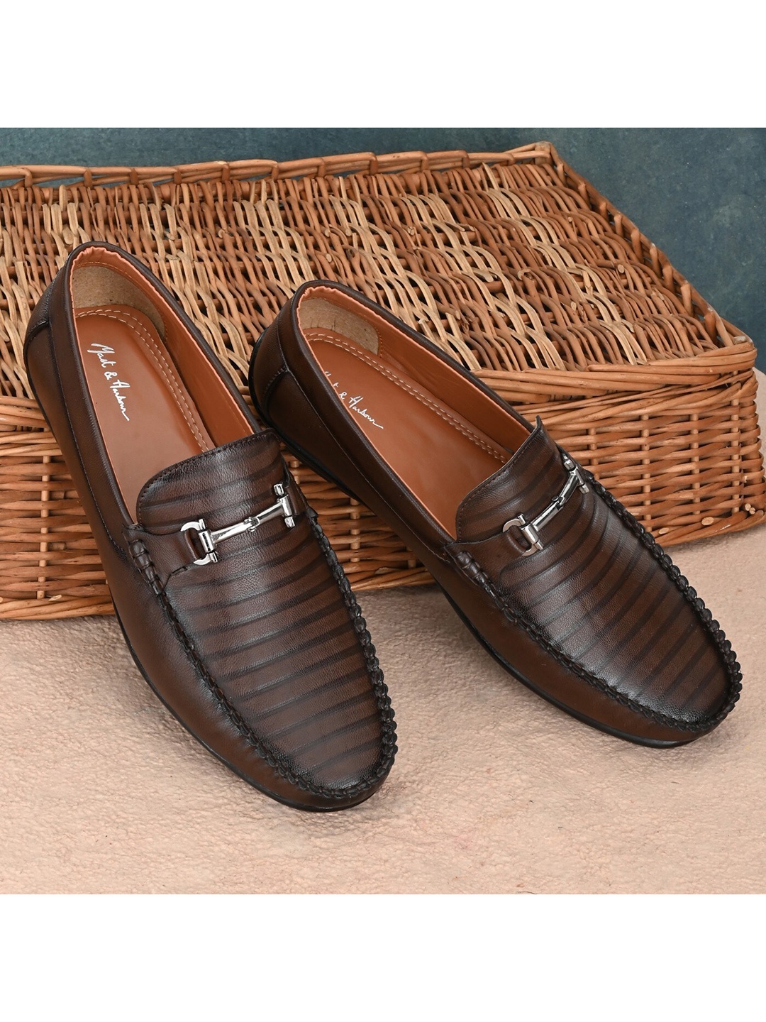 

Mast & Harbour Men Brown & Black Striped Driving Shoes