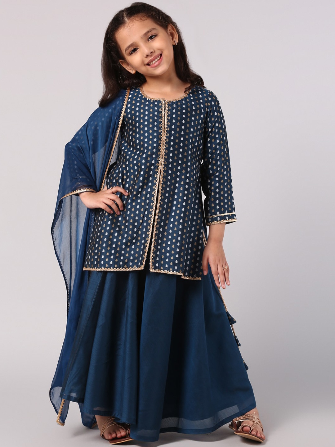

Libas KIDS Girls Blue Regular Chanderi Silk Kurti with Skirt & Net Dupatta